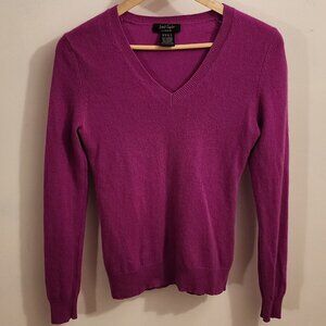 Lord & Taylor Cashmere V-Neck Sweater Sz Small Pink Magenta Barbie Elle Woods